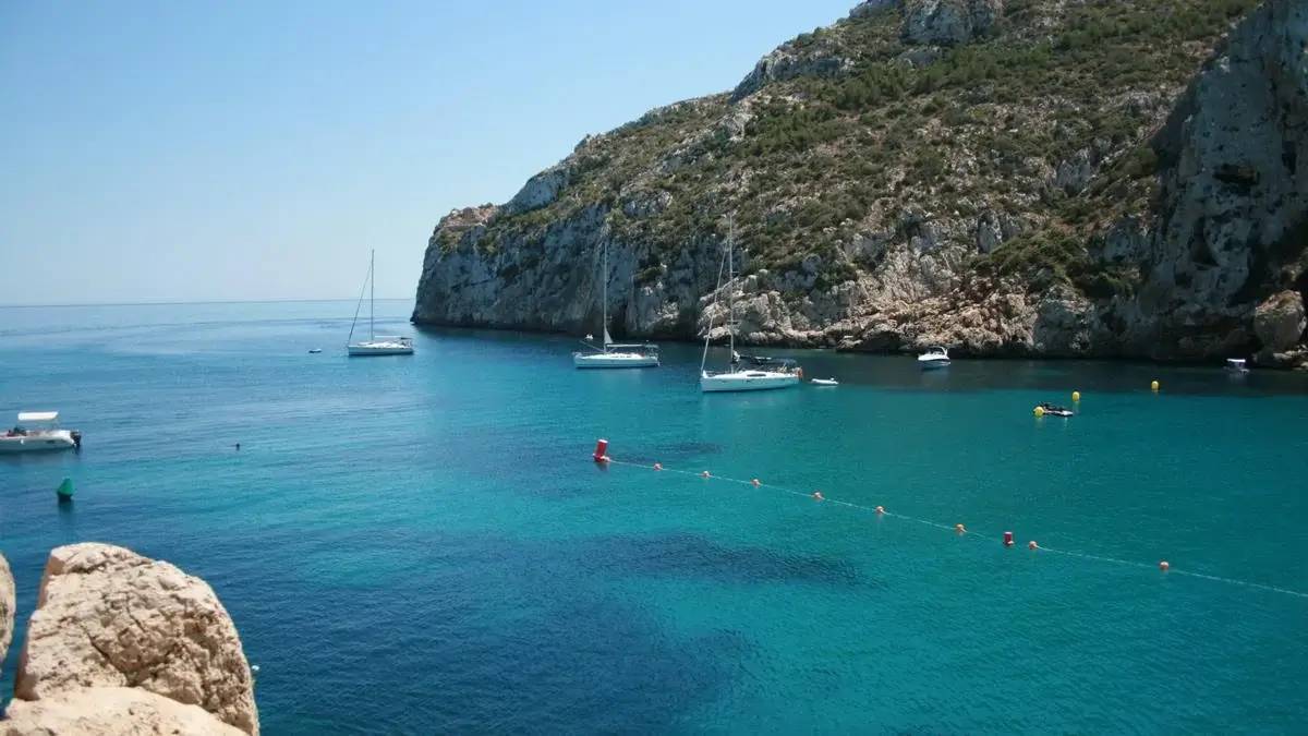 En velero por Denia y Javea