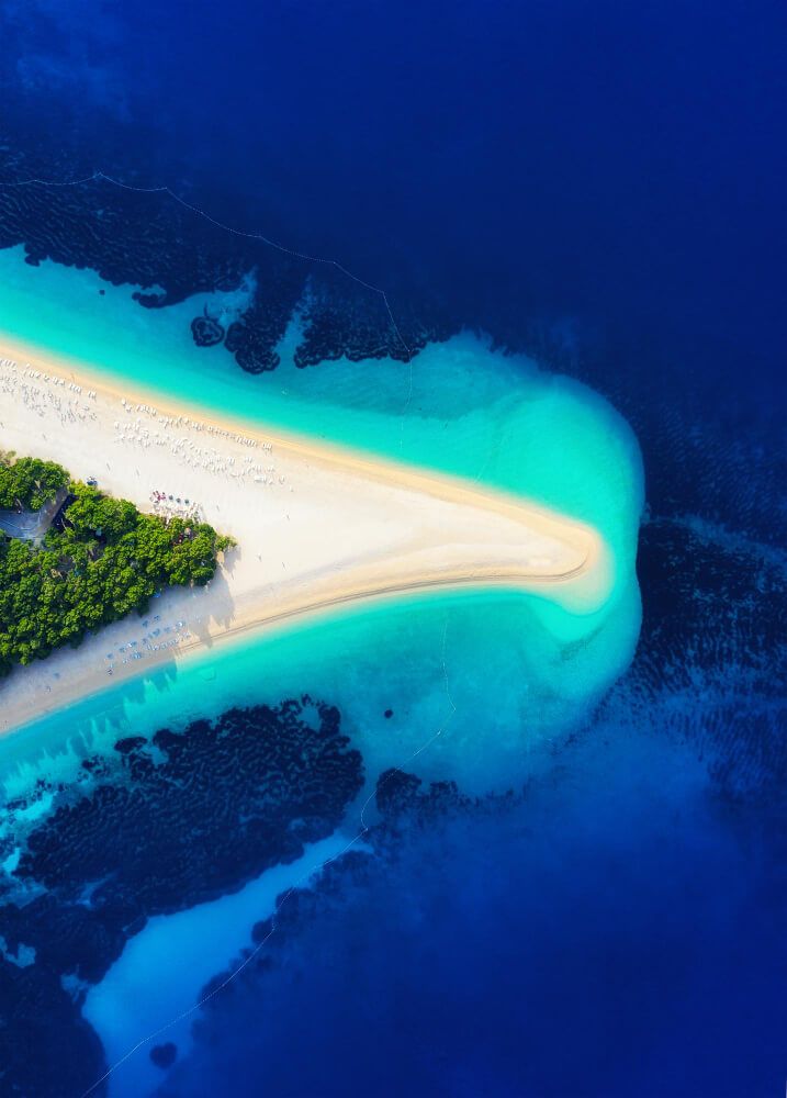 Playa del cuerno de oro en Croacia